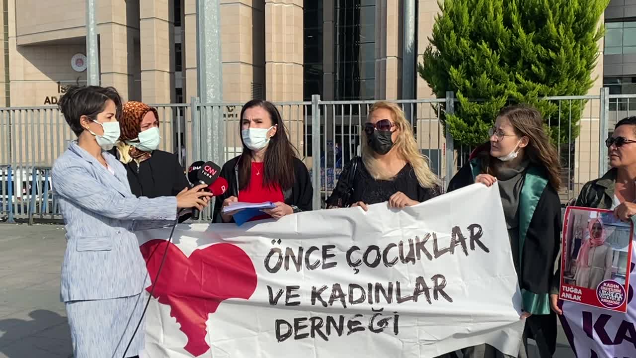 Mahkeme, Tuğba Anlak'ı çocuğunun gözü önünde öldürmekten yargılanan Murat Uslu'ya "takdir indirimi" yaptı