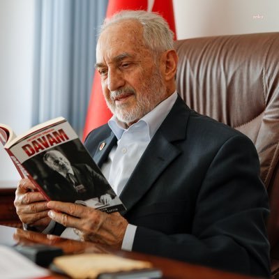Saadet Partisi Yüksek İstişare Kurulu Başkanı Oğuzhan Asiltürk yaşamını yitirdi