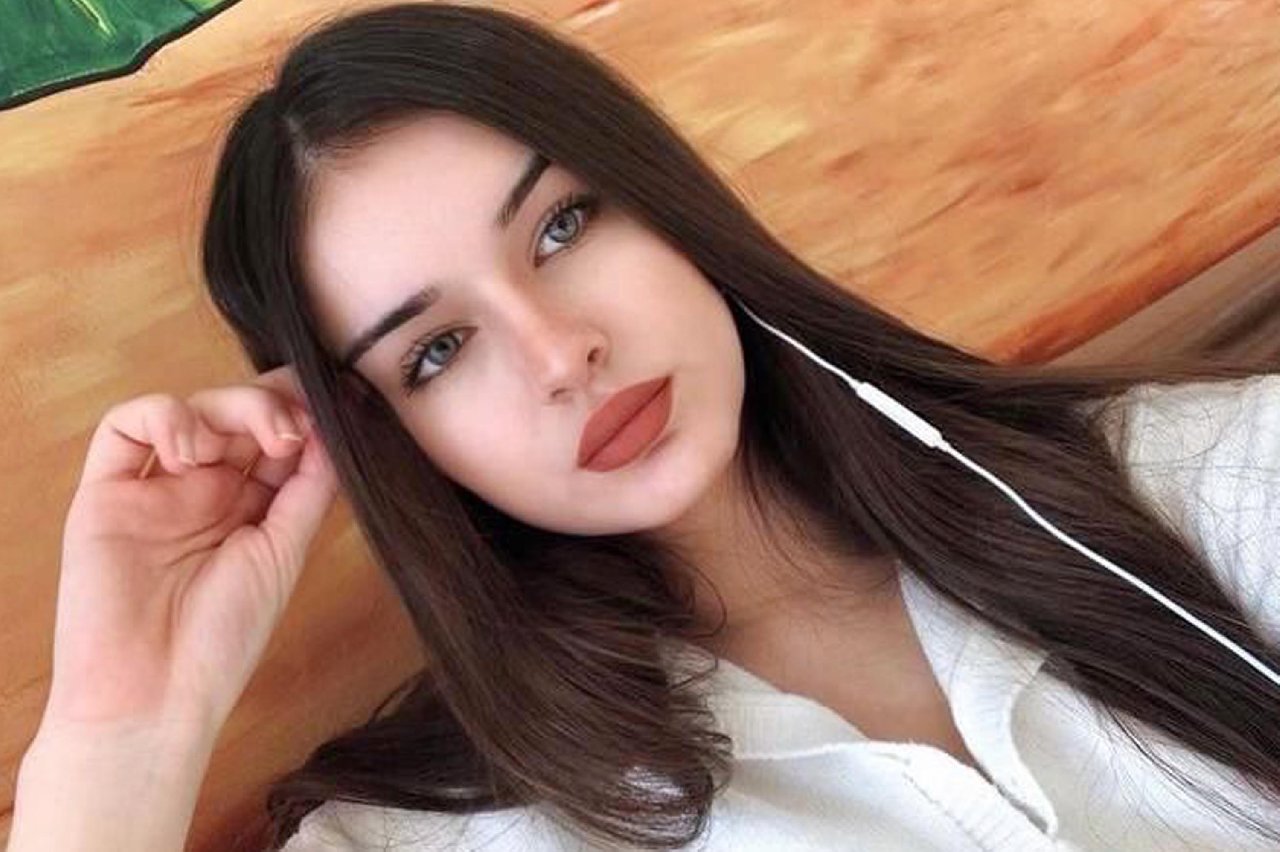 18 yaşındaki Aleyna'nın sır ölümü: Arkadaşının babasını sorumlu tuttu