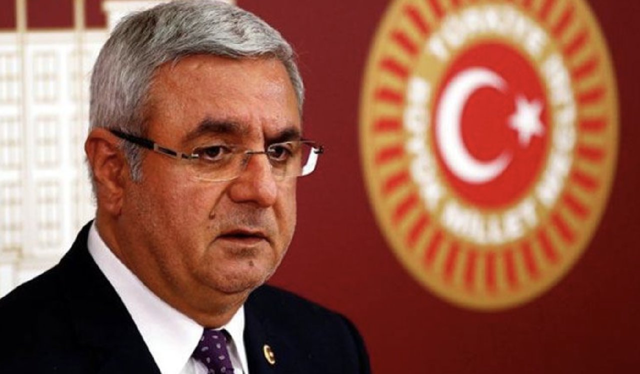 Mehmet Metiner: "Ekonomik sıkıntıların müsebbibi muhalefet değildir,  yoksulluk varsa bu hükümetimize aittir"
