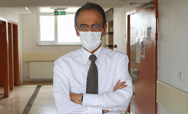 Prof. Dr. Ceyhan: Covid-19'u soğuk algınlığından ayırmanın tek yolu test