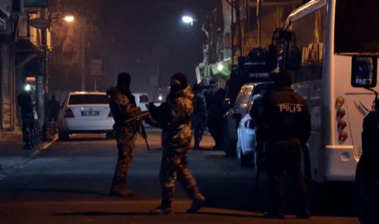 İzmir'de HDP'ye operasyon: 17 gözaltı
