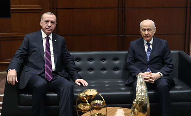 Erdoğan, kabine toplantısı öncesinde Bahçeli ile görüşecek