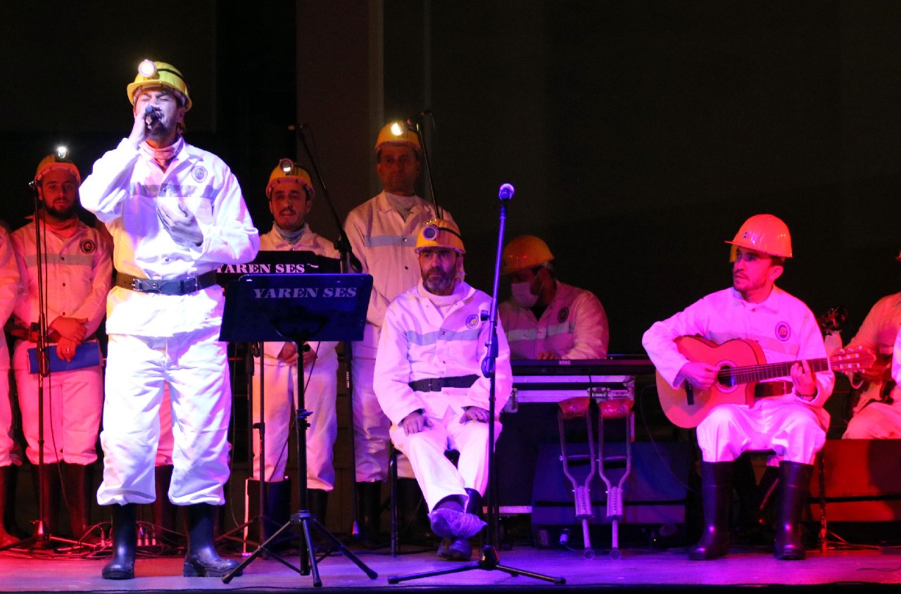 Türkiye'nin ilk madenci korosundan 29 Ekim Cumhuriyet Bayramı'na özel konser
