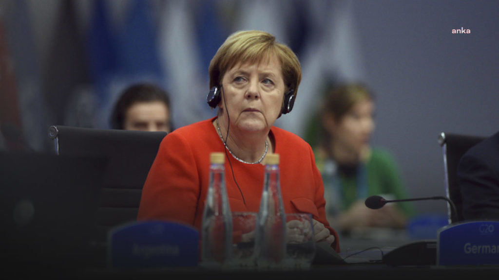 Merkel son diplomatik ziyaretini Yunanistan'a yapacak