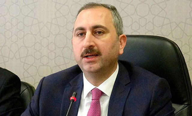 Adalet Bakanı Gül'den "Mahkeme kararı arkamızdan gelsin" diyen Soylu'ya gönderme: "Hukuk önden yürüsün"