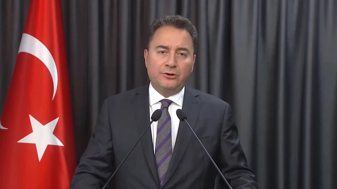 Babacan'dan Erdoğan'a: "Ülkemizde bir ekonomik kurtuluş savaşı falan yok"