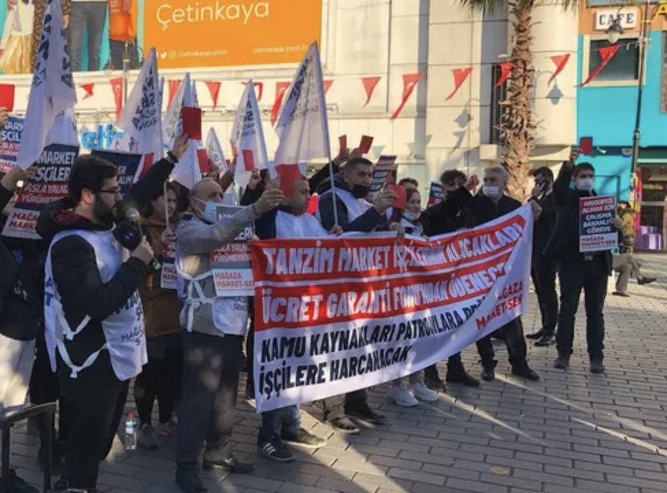 Ucuz meyve-sebze satışından iflasa: Çalışanlar 2-3 aydır maaşlarını alamıyor