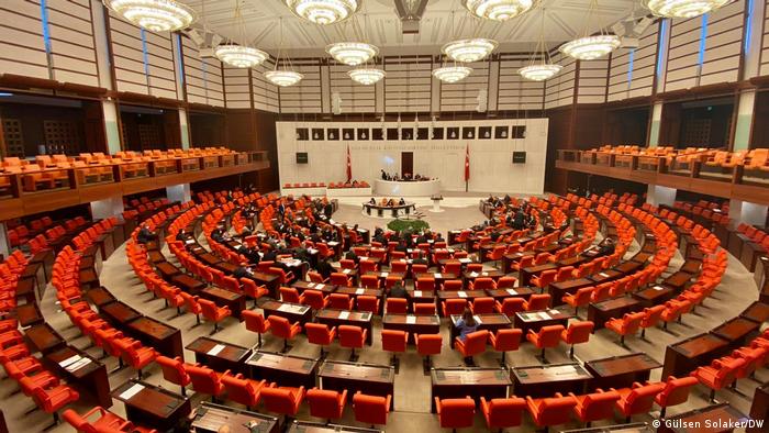 Bütçe görüşmelerinde İstanbul Sözleşmesi tartışması: "Sayın Başkan, konuşmayı iptal edin"