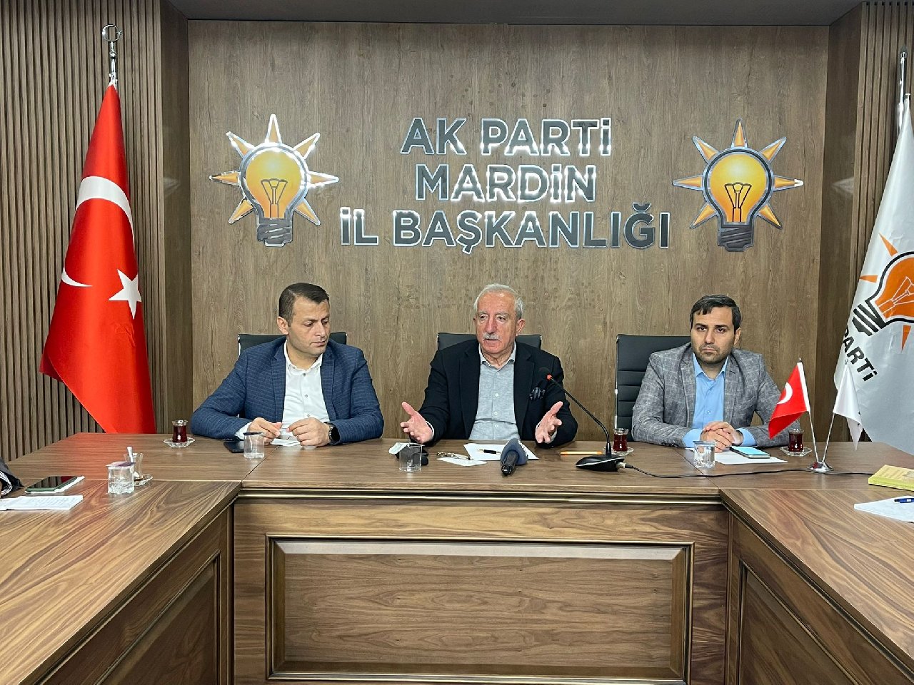 AKP'li Miroğlu'na göre "Erdoğan, Ortadoğu'nun sigortası ve güvencesi"