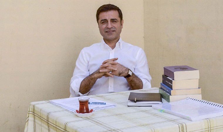Demirtaş 24 Haziran'dan önceki "Filmin asıl korkunç bölümü henüz başlamadı bile" sözlerini hatırlattı