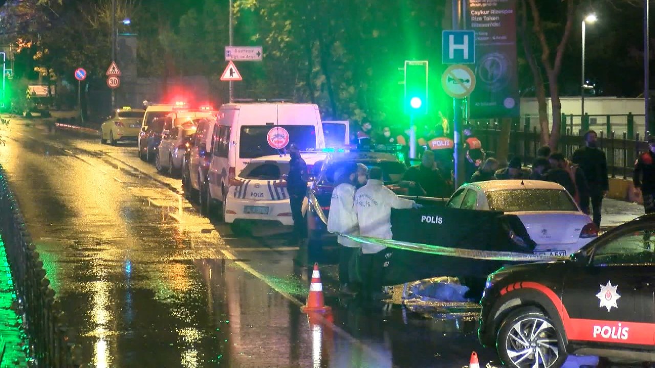 Kadıköy'de "Dur" ihtarına uymadığını iddia ettiği vatandaşı öldüren polis görevden uzaklaştırıldı