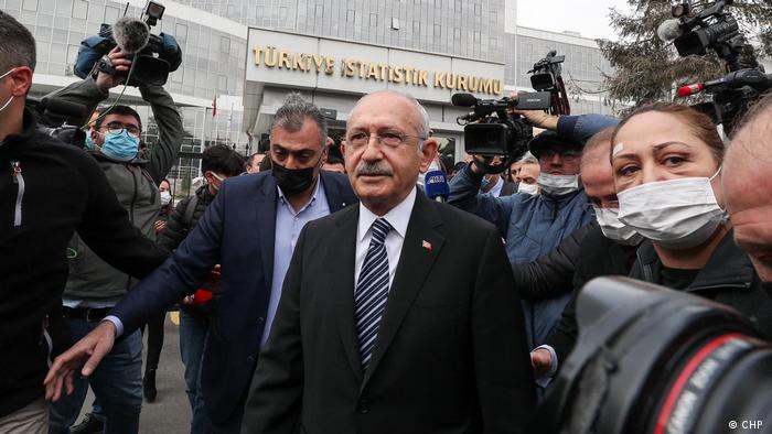 "Kılıçdaroğlu'nun yeni muhalefet modeli siyasi dengeleri değiştirebilir"
