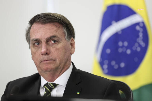 Brezilya Yüksek Mahkemesi,  aşı karşıtı Devlet Başkanı Bolsonaro hakkında "yalan haber yaymaktan" soruşturma açtı