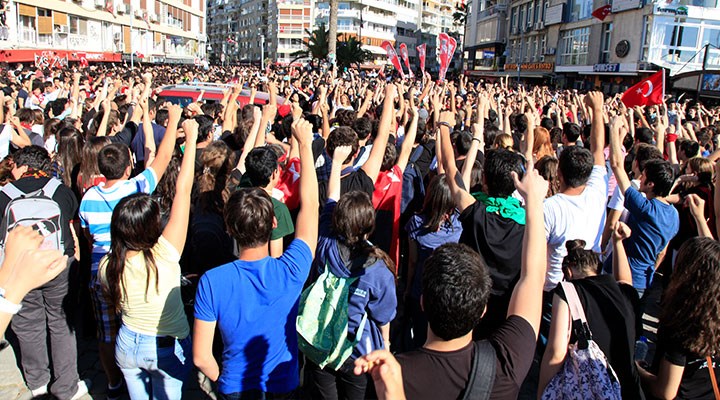 Üniversiteliler, Erdoğan’dan tarih bekledi, olmadı:  “Bizim üniversite köyde, yemin ederim köyde”