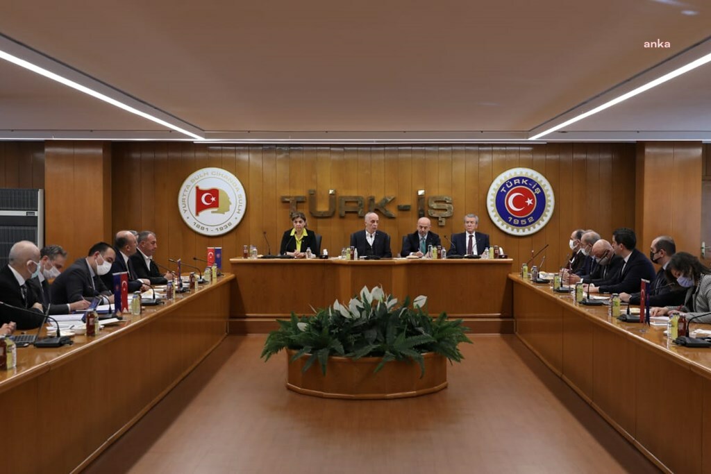 Asgari Ücret Komisyonu: SGK priminin yüzde 14'ten yüzde 5'e indirilmesi üzerinde çalışıyoruz