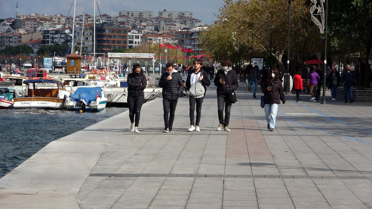 Araştırma: "Gençlerin yüzde 25.4'ü CHP, yüzde 20.4'ü AKP diyor"