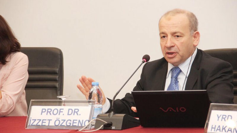 OHAL'i gündeme getiren Prof. Dr. Özgenç özür diledi