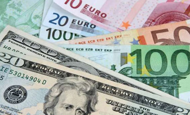 TL'de değer kaybı sürüyor: Dolar 15, euro 17, pound 20 lirayı geçti