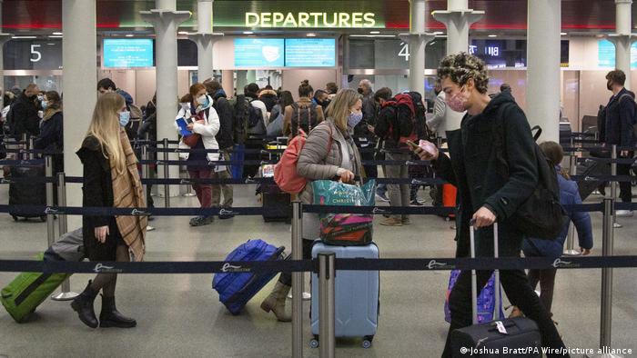 Almanya İngiltere'yi "virüs varyant bölgesi" ilan etti, seyahat kısıtlaması getirdi