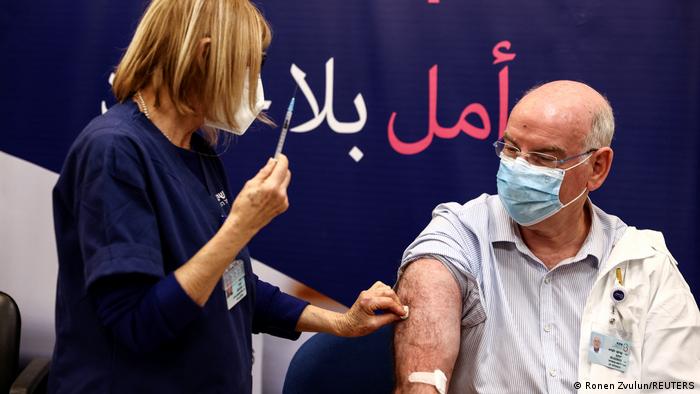 İsrail'de 4. doz aşı araştırılıyor