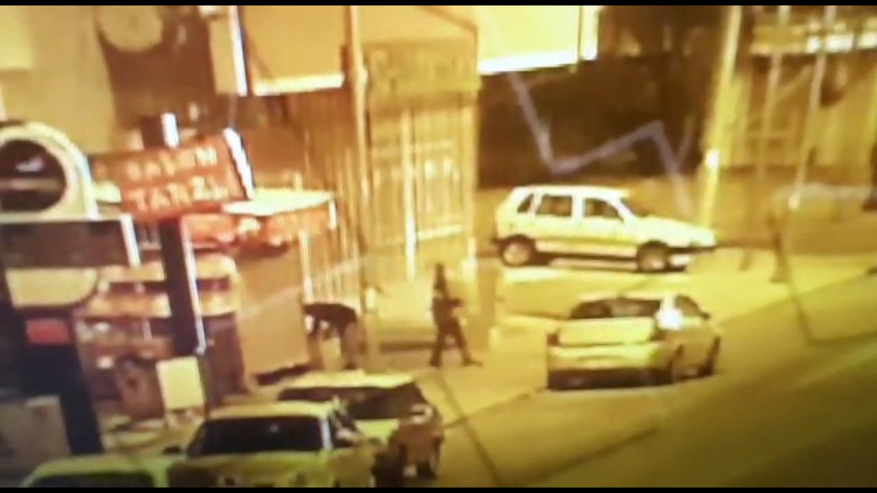 Adana'da büfeden 45 bin lira değerinde sigara çalındı