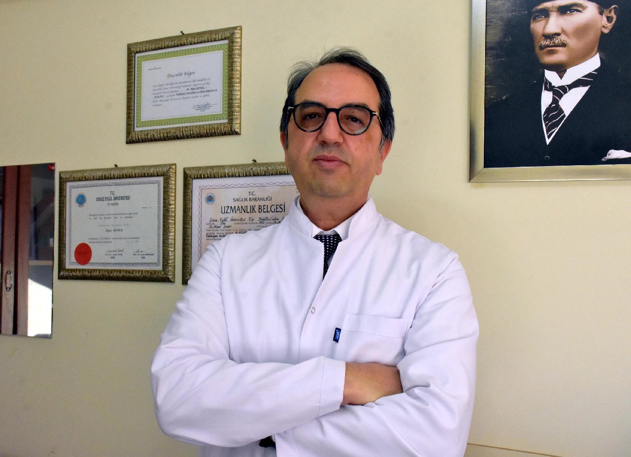 Prof. Dr. Şener: Omicron, Ocak sonu Şubat başı baskın varyant olabilir