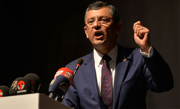 Özgür Özel'den 500 bin dolar sabit yatırım yapana vatandaşlık tepkisi: "Promosyon gibi vatandaşlık dağıtıyorlar”