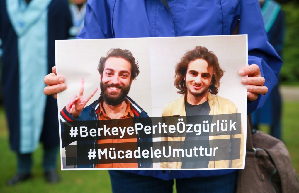 Tutuklu Boğaziçi Üniversitesi öğrencileri Enis Berke Gök ve Caner Perit Özen'in yargılanmasına başlandı