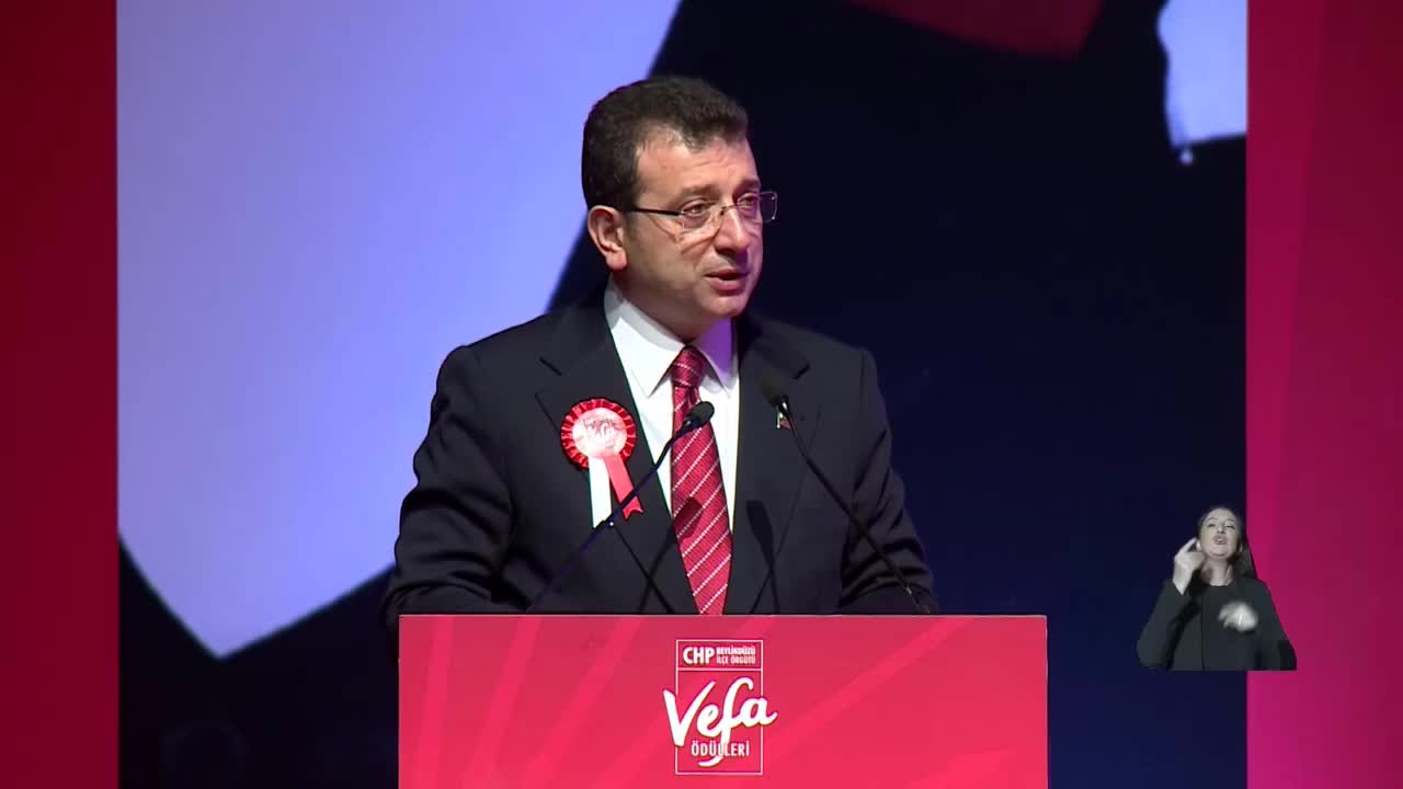 İmamoğlu: Ülkenin içinde bulunduğu koşullar Cumhuriyet'e yakışmıyor