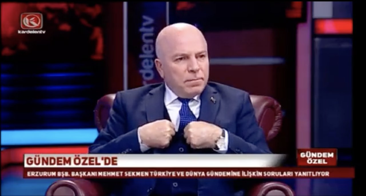 Erzurum Belediye Başkanı Sekmen, "Ben ekonomistim" diyerek yeni model önerdi: "Altın bilezik, küpe devlet kontrolünde kasaya konulsun"