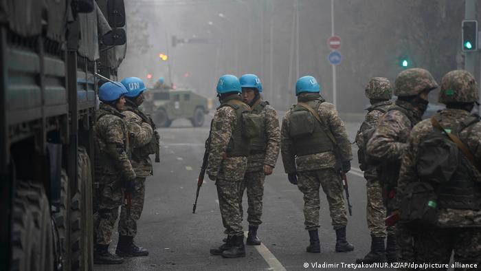 Kazakistan'da 5 binden fazla gözaltı