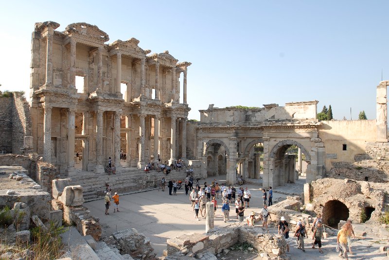 Müze ve ören yerlerine giriş de zamlandı: Efes Antik Kenti'ne giriş 120 lira