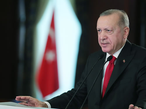Erdoğan: “Yeni Anayasa çalışmalarında tüm partilerin yer almasını tercih ediyoruz”