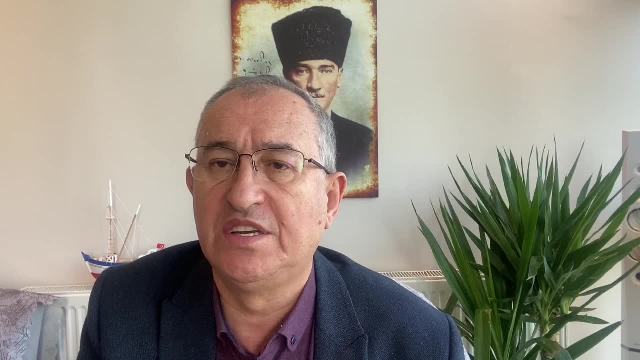 CHP'li Sertel: "RTÜK Başkanı milletvekili adayı olmak istiyor!"