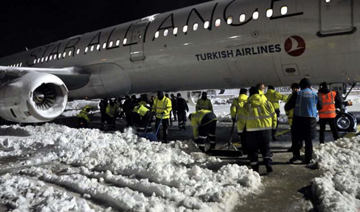 İstanbul Havalimanı'ndan uçuşlar kademeli olarak başladı