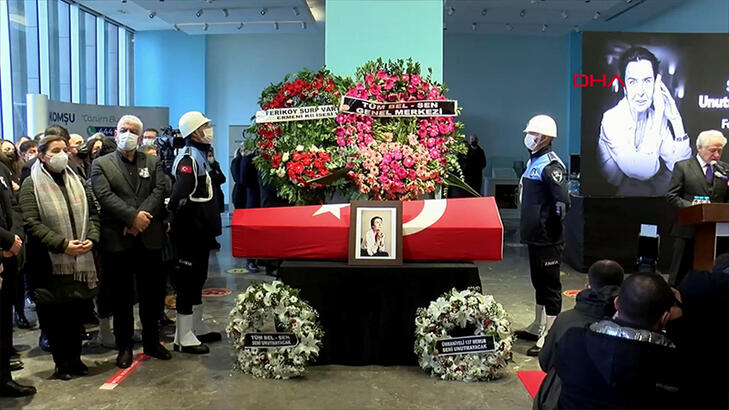 Fatma Girik'e alkışlarla veda