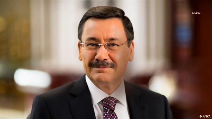 Melih Gökçek hakkındaki Gülen medyası soruşturmasında takipsizlik kararı