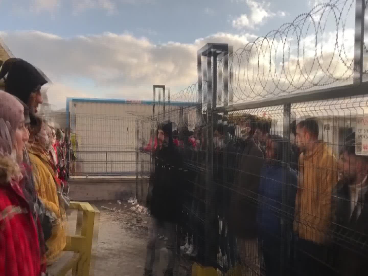 Migros deposunda yüzde 8 zamma karşı eylem yapan 250 işçinin işine son verildi