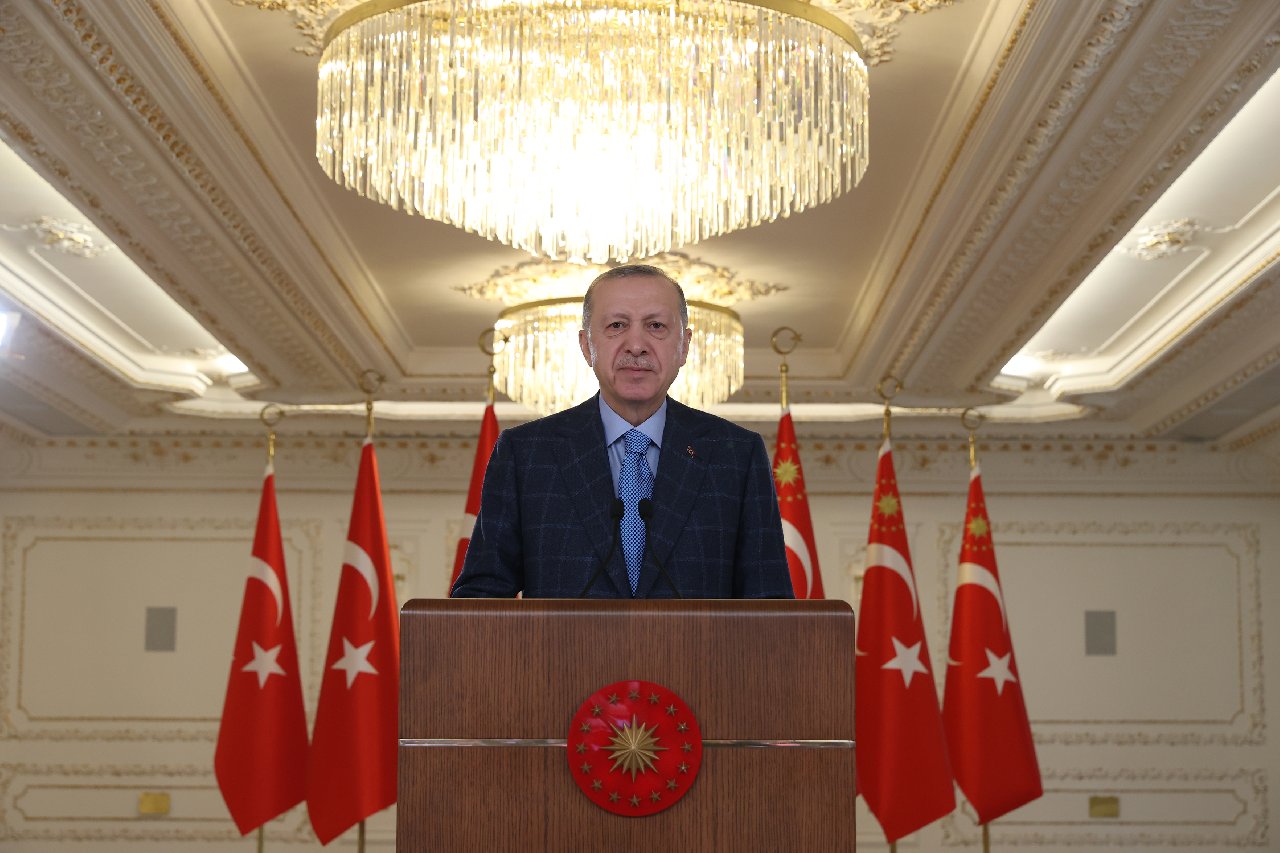 Erdoğan: Temel gıdada KDV yüzde 8'den yüzde 1'e indiriliyor