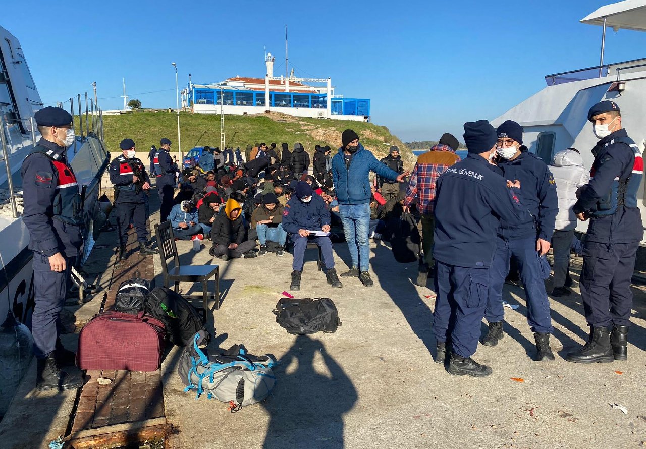 Göçmenleri 7 bin Euro karşılığında İtalya'ya götürmek için anlaşan 6 kişi tutuklandı