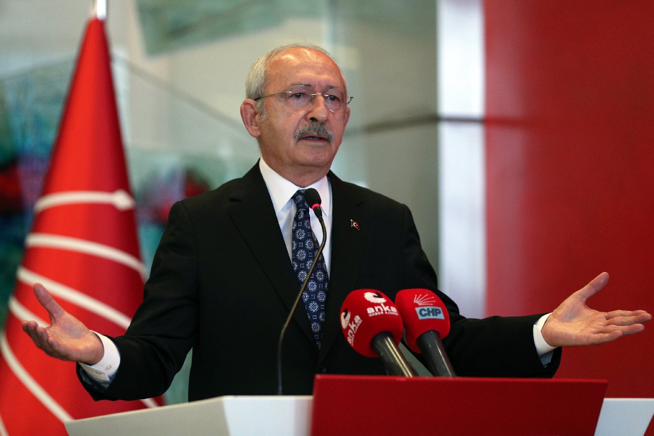 Kılıçdaroğlu: "Türkiye bir dert küpüne dönmüş vaziyette, beşli çete hariç..."