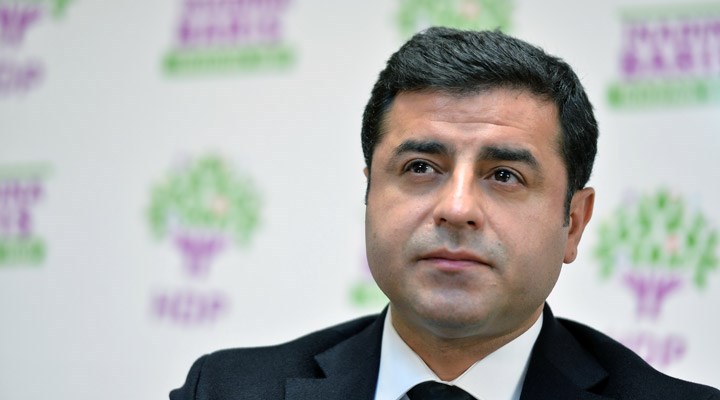 Demirtaş'a Erdoğan'a hakaretten verilen ceza onandı