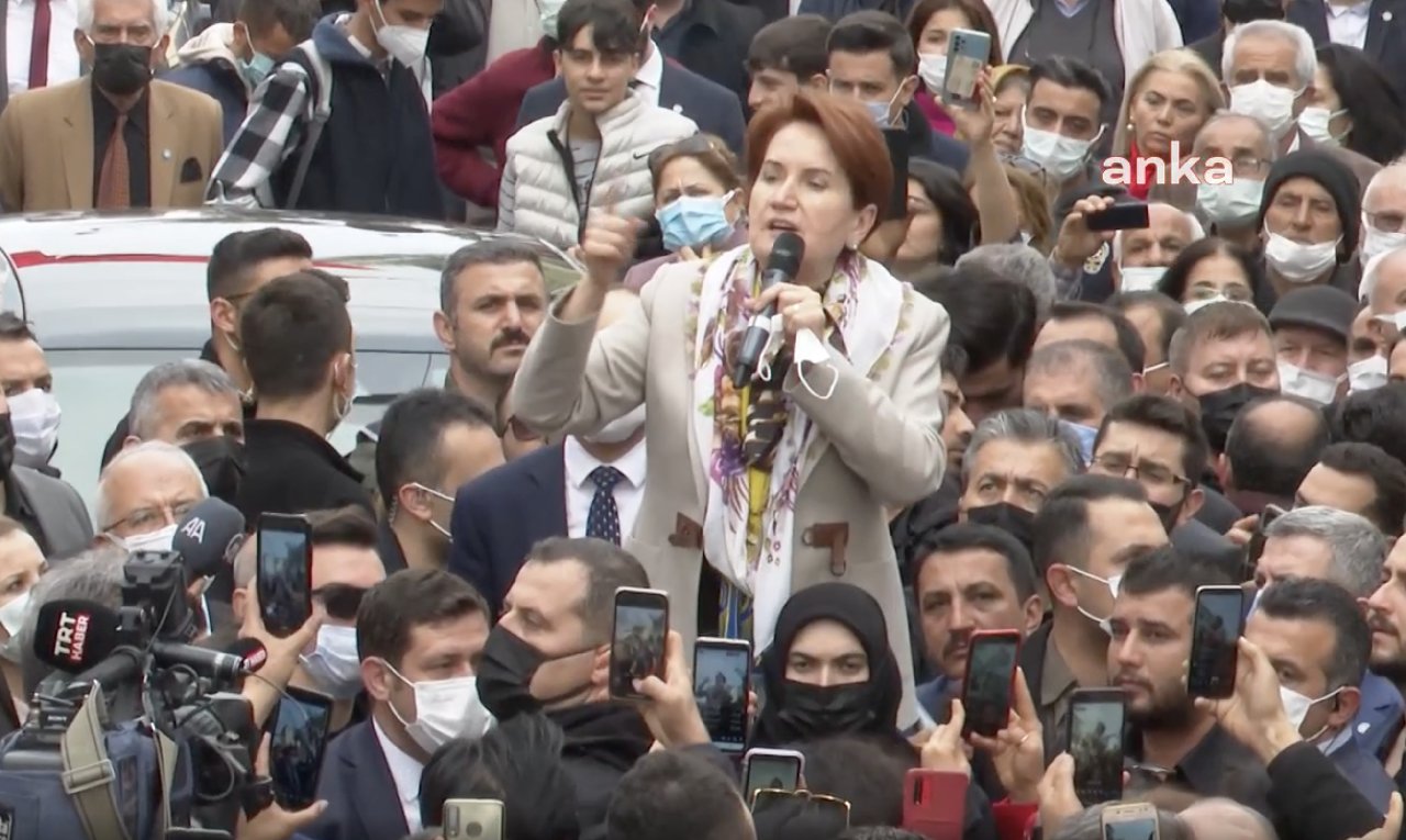İYİ Parti lideri Akşener'den doğalgaz faturası tepkisi: "Ooo... 715 lira, kardeşim bu ne?"