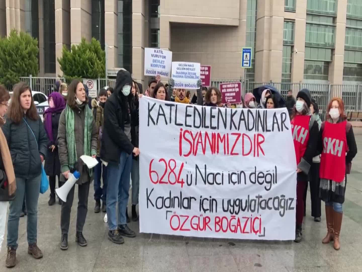 8 öğrenci Boğaziçi'nin atanmış rektörü Naci İnci'yi protesto ettikleri için hakim karşısına çıktı