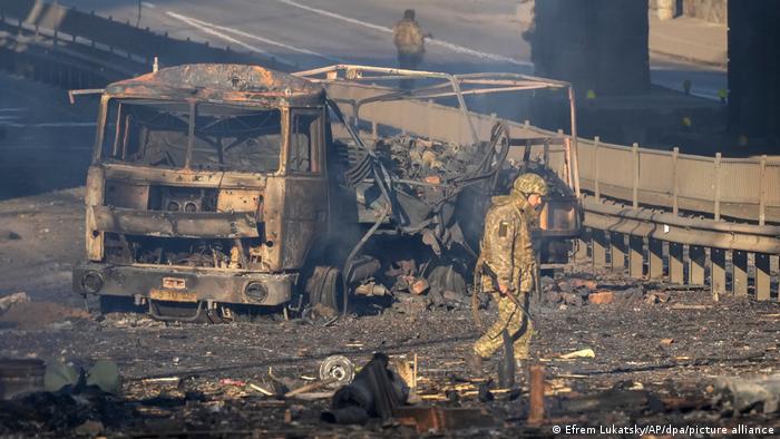 Kiev: Saldırıların gölgesinde gündelik hayat