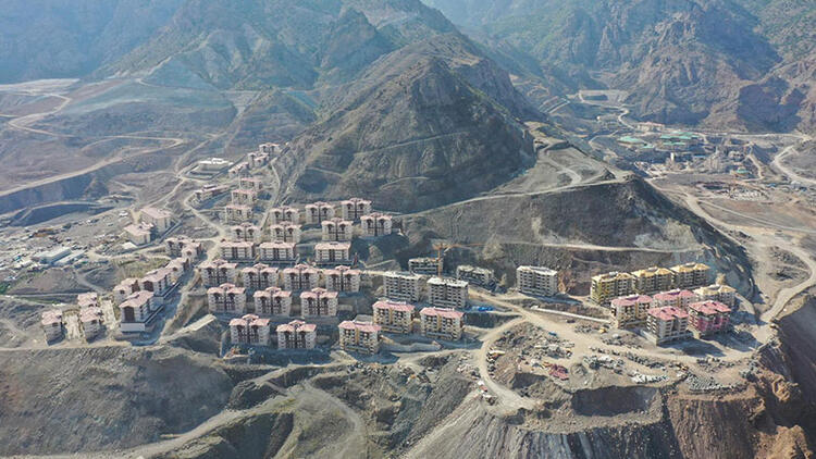 Yusufeli 5 ay içinde taşınacak