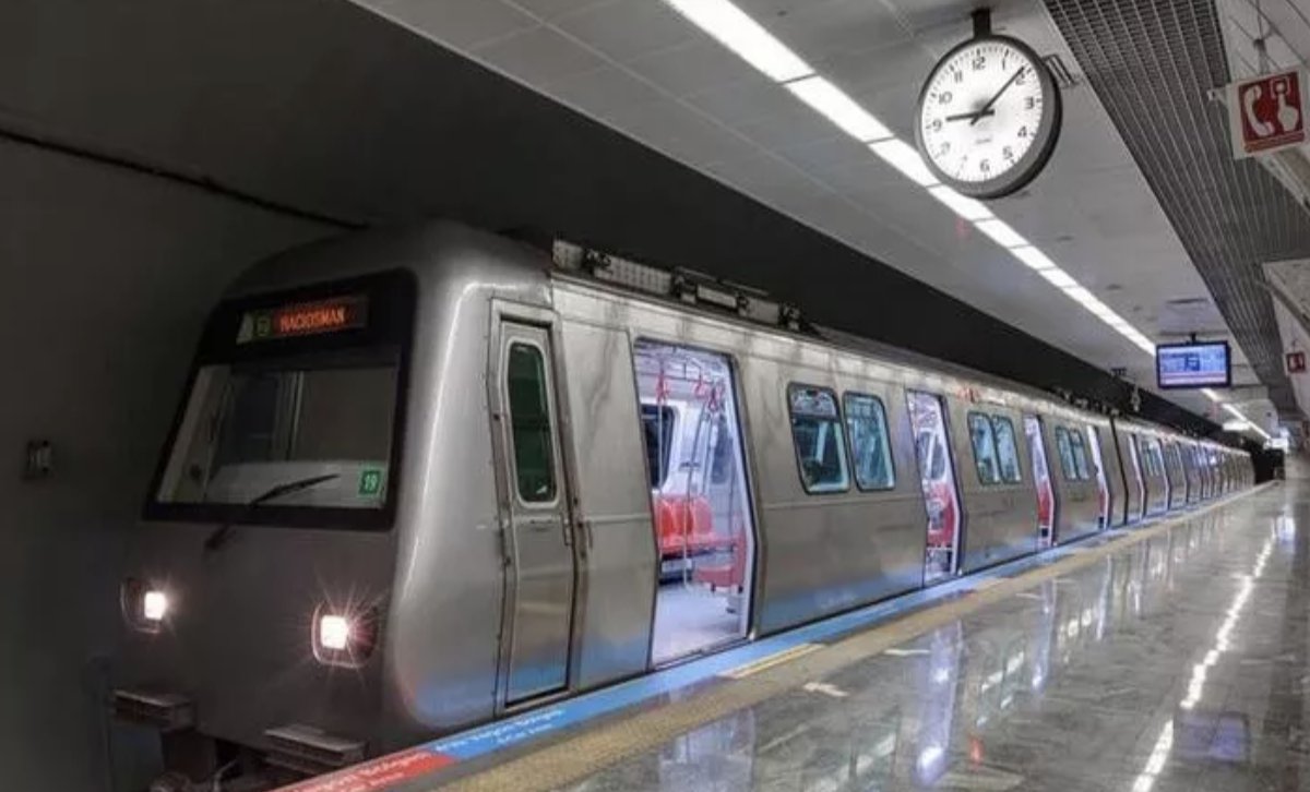 İstanbul'da metro seferlerine 8 Mart yasağı