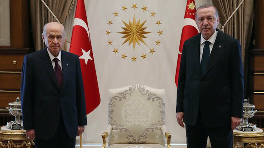 AKP ve MHP anlaştı, yeni Anayasa için komisyon kuruyor