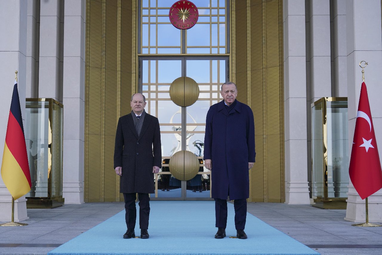 Scholz: Erdoğan ile Türkiye-AB ilişkilerini konuşacağız